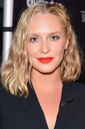 Annie Starke Biography: Age, Husband, Kids, Height, Net Worth, Parents, Movies & TV Shows