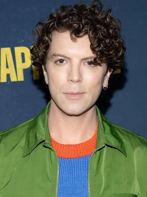 Michael Seater Biography: Net Worth, Height, Age, Girlfriend, Ethnicity, Awards, Parents