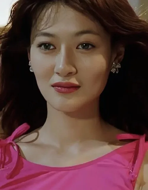 Pauline Chan Bo-Lin Biography: Son, Age, Height, Net Worth, Parents, Movies, Partner