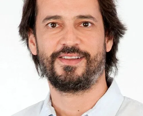 Timuçin Esen Biography: Wife, Kids, Age, Net Worth, Height, Parents, Movies, Career