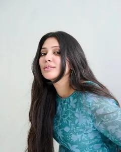 Veena Nandakumar - Biography