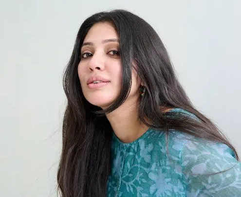 Veena Nandakumar Biography: Husband, Age, Height, Net Worth, Parents, Siblings, Movies & TV Shows