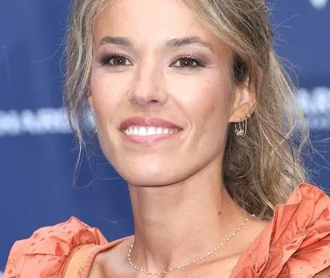 Élodie Fontan Biography: Height, Net Worth, Age, Husband, Ethnicity, Movies, Religion, Awards