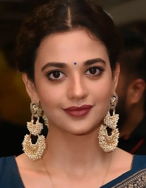 Shruti Sharma Biography: Age, Net Worth, Parents, Siblings, Height, Movies & TV Shows, Awards