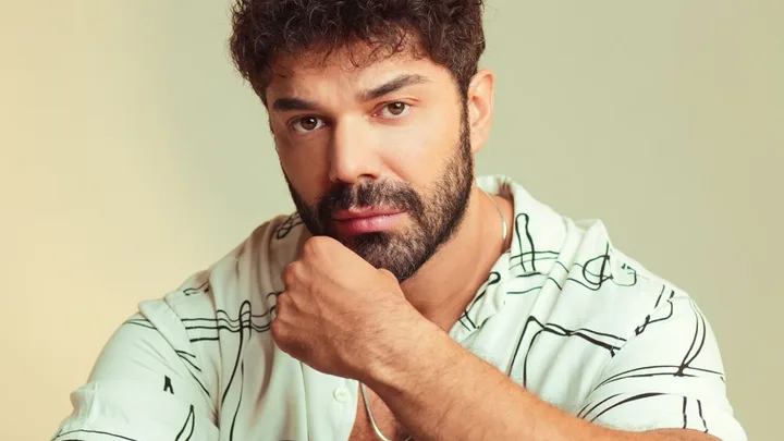 Batuhan Ekşi Biography: Age, Height, Net Worth, Movies & TV Shows, Spouse, Instagram