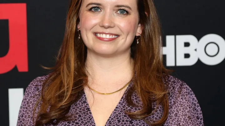 Phoebe Strole Biography: Net Worth, Parents, Movies Age, Height, TV Shows, Partner, Songs, Facebook