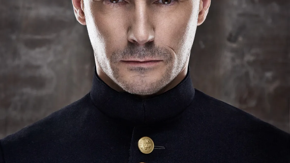 Grant Morrison Biography: Age, Height, Net Worth, Parents, Comics, Awards, Books, Spouse