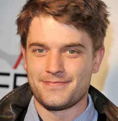 Chase Williamson Biography: Age, Height, Net Worth, Movies & TV Shows, Awards