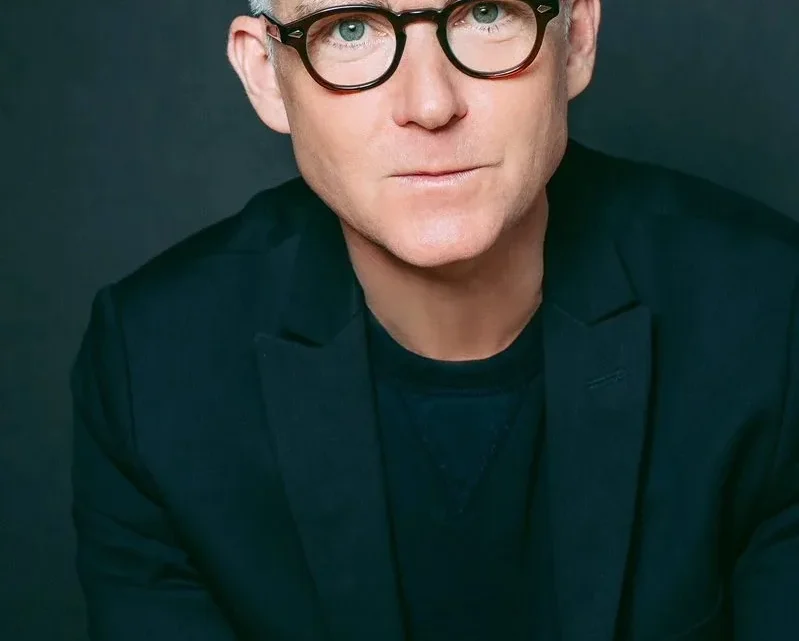 Vincent Gale Biography: Height, Ethnicity, Age, Net Worth, Parents, Wife, Movies