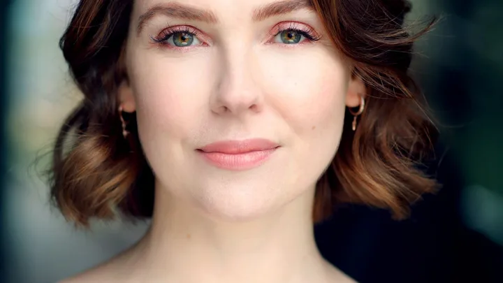 Milly Thomas Biography: Husband, Age, Net Worth, Kids, Movies & TV Shows, Books
