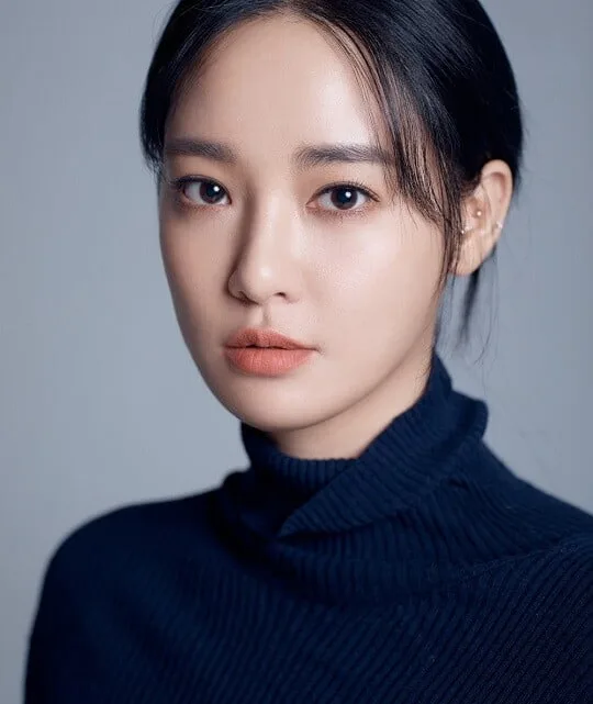 Lee Ju-yeon (Jooyeon) Biography: Age, Height, Net Worth, Songs, Boyfriend, Dramas, Partner, Career