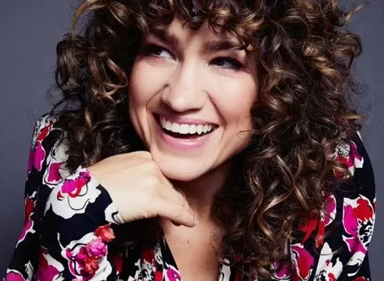 Sarah Stiles Biography: Net Worth, Height, Movies, Husband, Ethnicity, Awards, Age, Parents