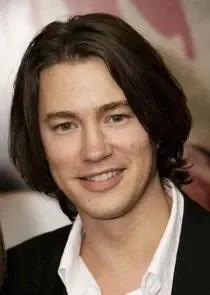Tom Wisdom Biography: Parents, Age, Girlfriend, Height, Net Worth, Siblings, Movies & TV Shows, Instagram, Education