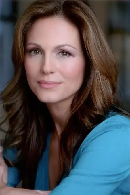 Noelle Beck - Biography