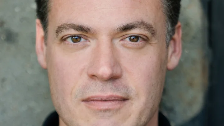 Fedja van Huêt Biography: Wife, Age, Kids, Height, Net Worth, Parents, Movies & TV Shows