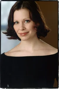 Erin Matthews - Biography