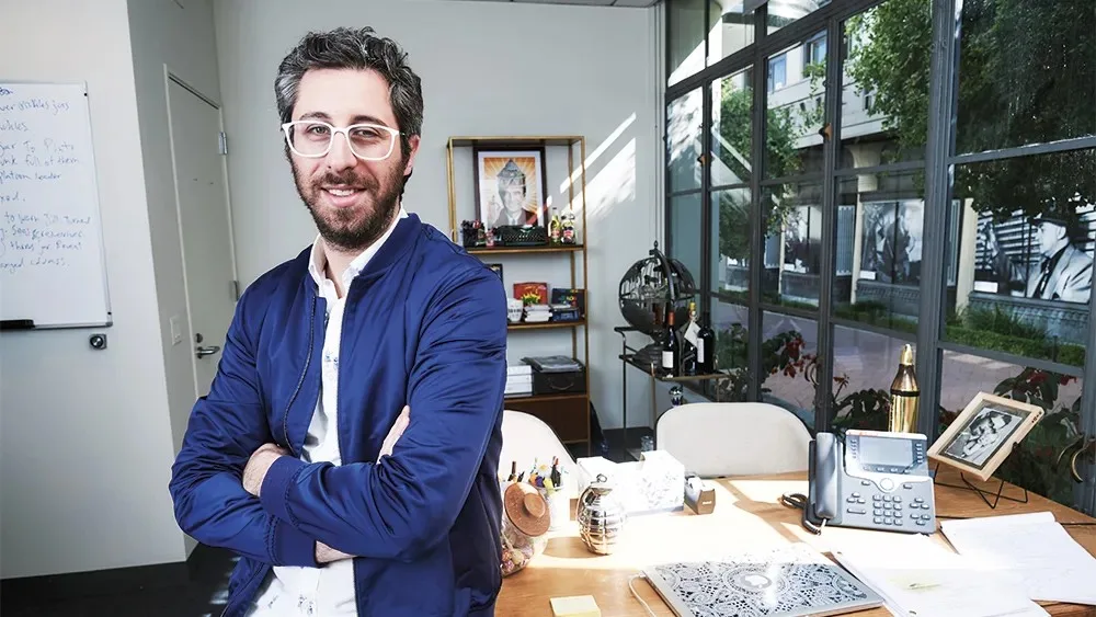 Dave Holstein Biography: Age, Net Worth, Movies & TV Shows, Career, Instagram, Partner
