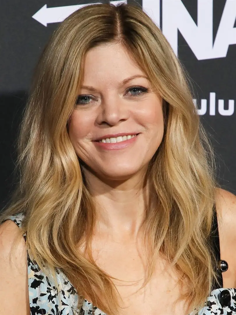 Stephanie Savage - Biography