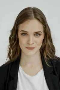 Anna Zavtur - Biography
