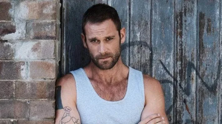 Jake Ryan Biography: Partner, Age, Kids, Movies & TV Shows, Height, Net Worth, Parents, Facebook, Nationality