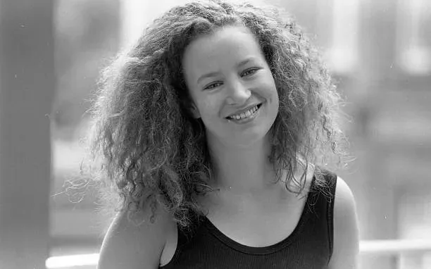 Lorraine Pilkington Biography: Movies, Husband, Sons, Age, Height, Net Worth, Parents, Wiki, TV Shows