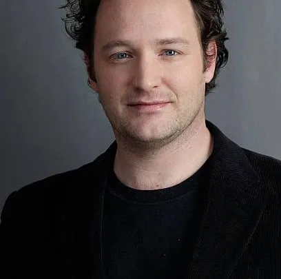 Jonathan M. Woodward Biography: Age, Parents, Height, Net Worth, Movies & TV Shows, Siblings, Career