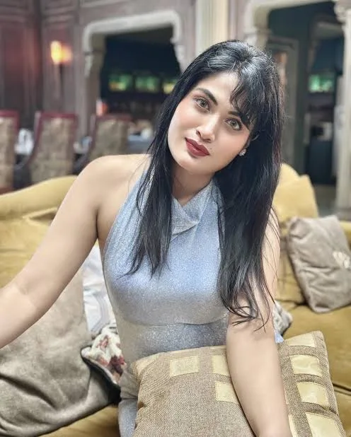 Manvi Chugh Biography: Age, Net Worth, Parents, Movies & TV Shows, Height, Boyfriend