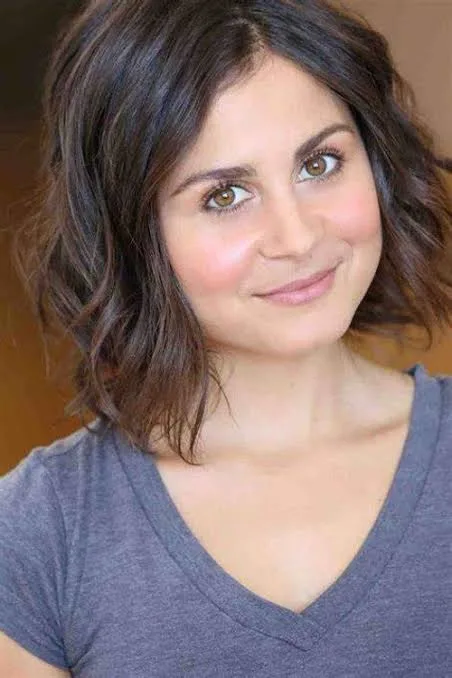 Jackie Buscarino - Biography