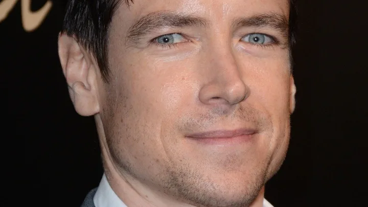 Sascha Radetsky Biography: Wife, Age, Kids, Height, Net Worth, Parents, Movies & TV Shows, Siblings