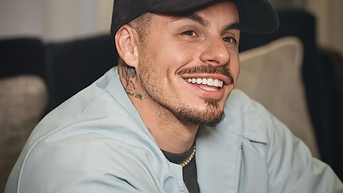 Casper Smart Biography: Age, Girlfriend, Parents, Siblings, Height, Net Worth, Movies, Instagram