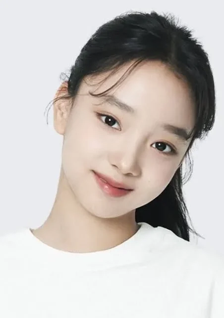 Lee Go-eun Biography: Awards, Age, Net Worth, Parents, Religion, Ethnicity, Movies, Boyfriend