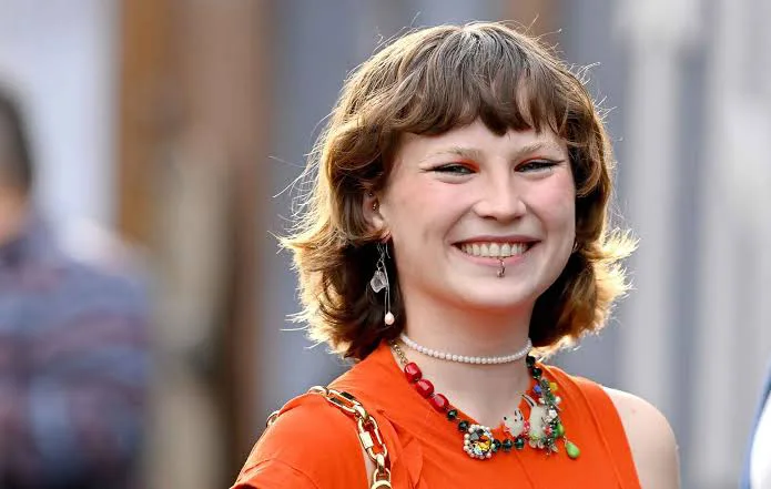 Björk’s daughter, Ísadóra Bjarkardóttir Barney Biography: Modelling, TV Shows, Age, Height, Net Worth, Songs, Parents, Movies, YouTube