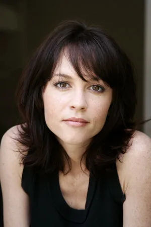 Olivia Burnette Biography: Age, Husband, Parents, Net Worth, Movies & TV Shows, Height