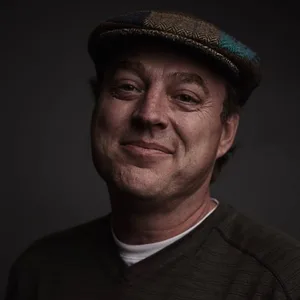 Jon Keeyes - Biography