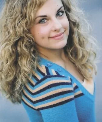 Sarah Heinke Biography: Husband, Age, Net Worth, Siblings, Kids, Movies & TV Shows