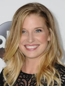 Ellen Woglom