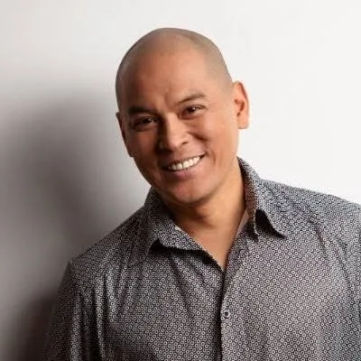 Von Flores - Biography