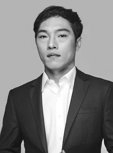 Choi Young-woo - Biography