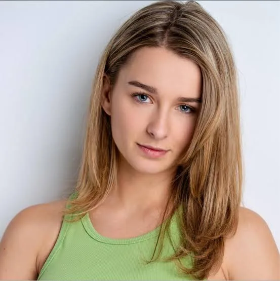Erin Pitt - Biography