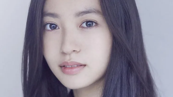 Momoko Tanabe Biography: Age, Height, Net Worth, Husband, Parents, Movies & TV Shows, Instagram