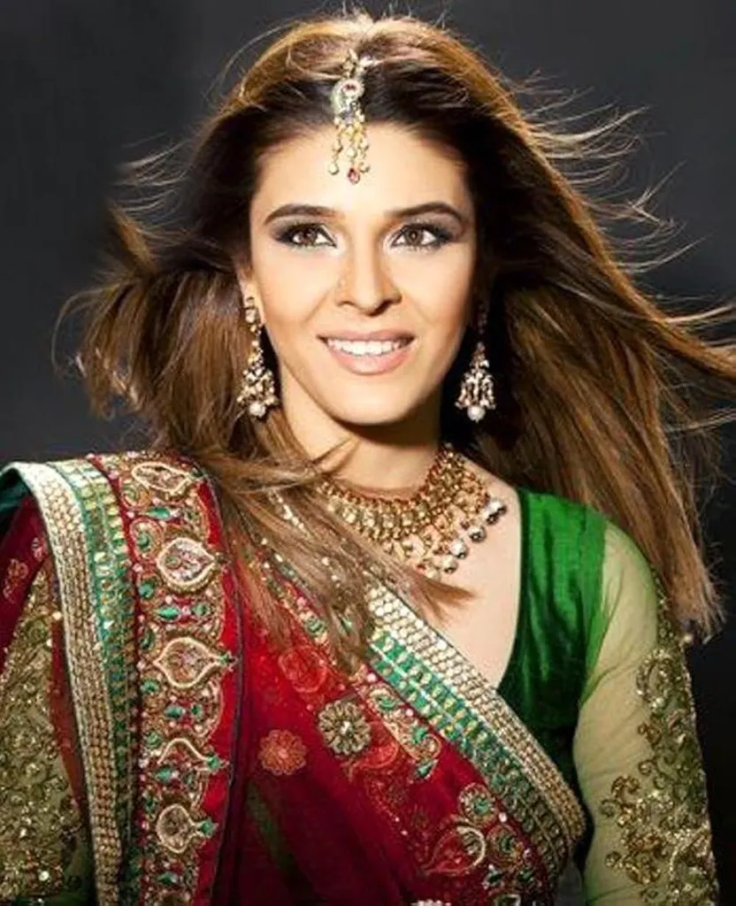 Raageshwari - Biography
