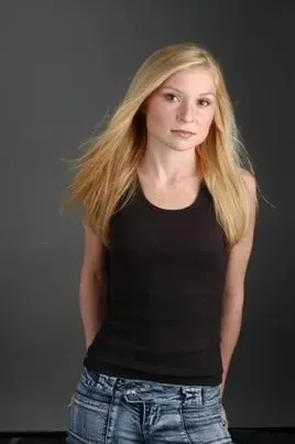 Emma Taylor-Isherwood - Biography