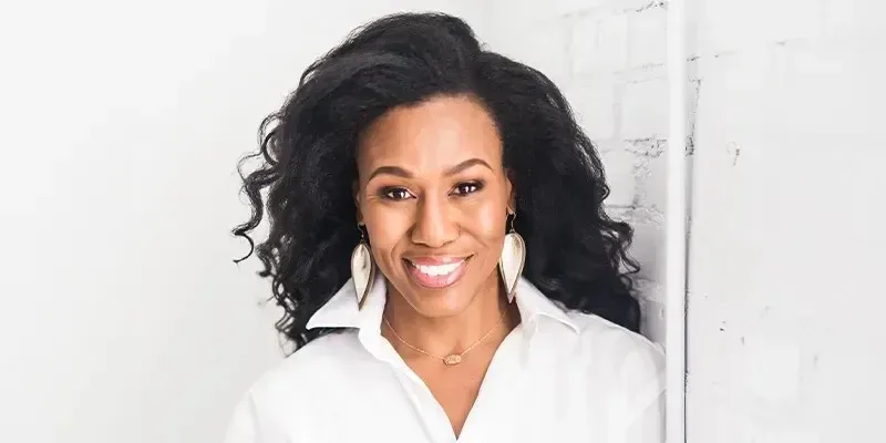 Priscilla Shirer Biography: Age, Height, Husband, Net Worth, Children, Parents, Books, Bible Studies, Movies, Facebook