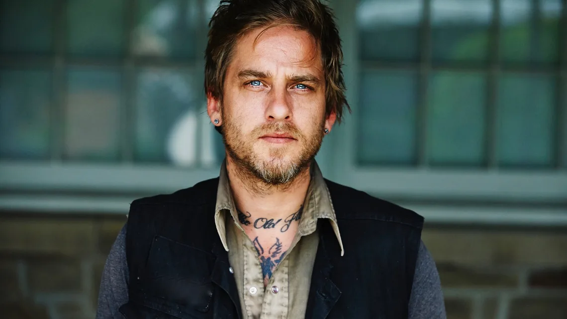 Joel Thomas Hynes Biography: Son, Age, Height, Net Worth, Parents, Books, Movies & TV Shows