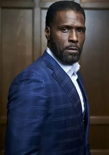 Curtiss Cook Biography: Age, Height, Ethnicity, Net Worth, Wife, Movies, Religion, Awards
