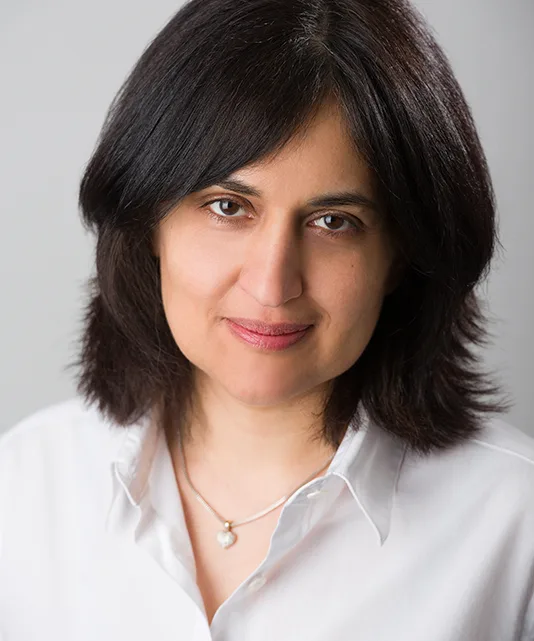 Shamim Sarif Biography: Age, Wife, Net Worth, Kids, Movies, Books, TV Shows, Awards
