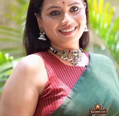 Smita Tambe Biography: Age, Husband, Height, Net Worth, Parents, Movies & TV Shows, Awards