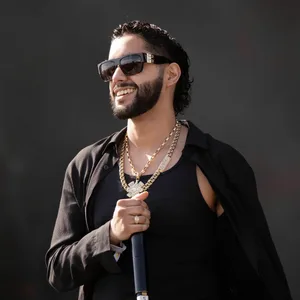 BashfortheWorld - Biography