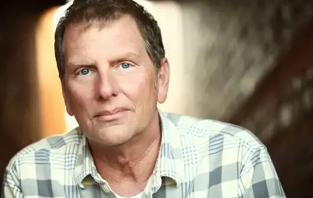Scott Klace Biography: Height, Age, Ethnicity, Net Worth, Wife, Movies, Awards, Parents