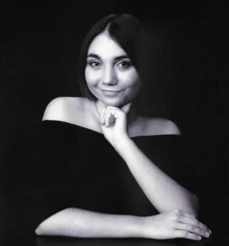 Zyla Nyahay - Biography